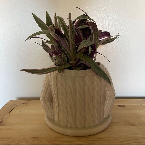 Cozy Aran Cable Sweater Planter - Perfect for Knitters & Craft Lovers Beige - Picture 2 of 14